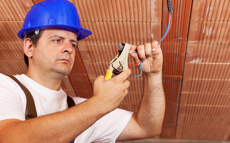 tarif d'un électricien Sèvres
